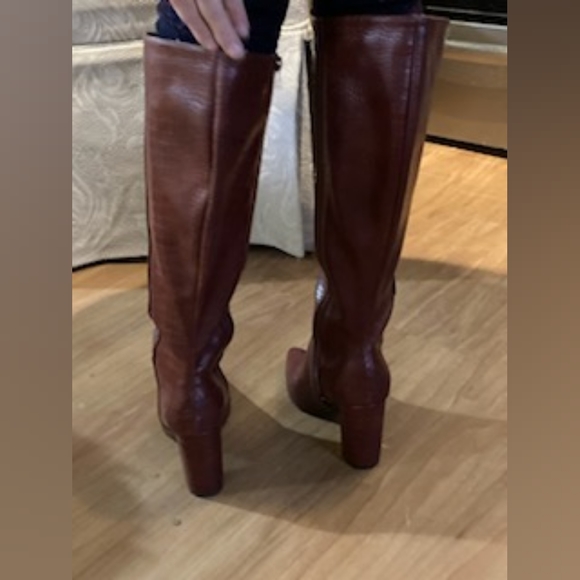 SHE&IN burgundy size 6.5 boots - Picture 10 of 14